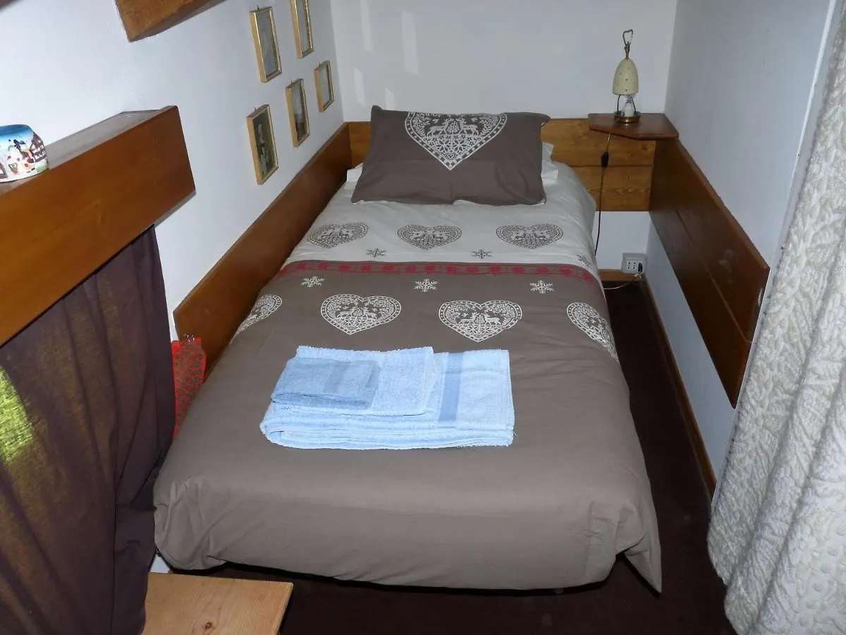 Apartment Mansarda In Chalet A Cortina Cortina d'Ampezzo Italy